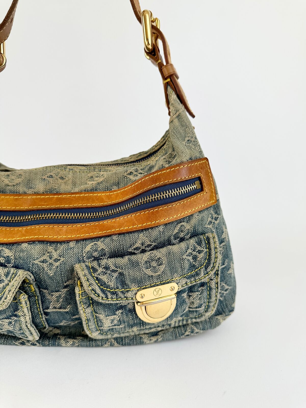 Louis Vuitton Denim Baggy PM shoulder bag