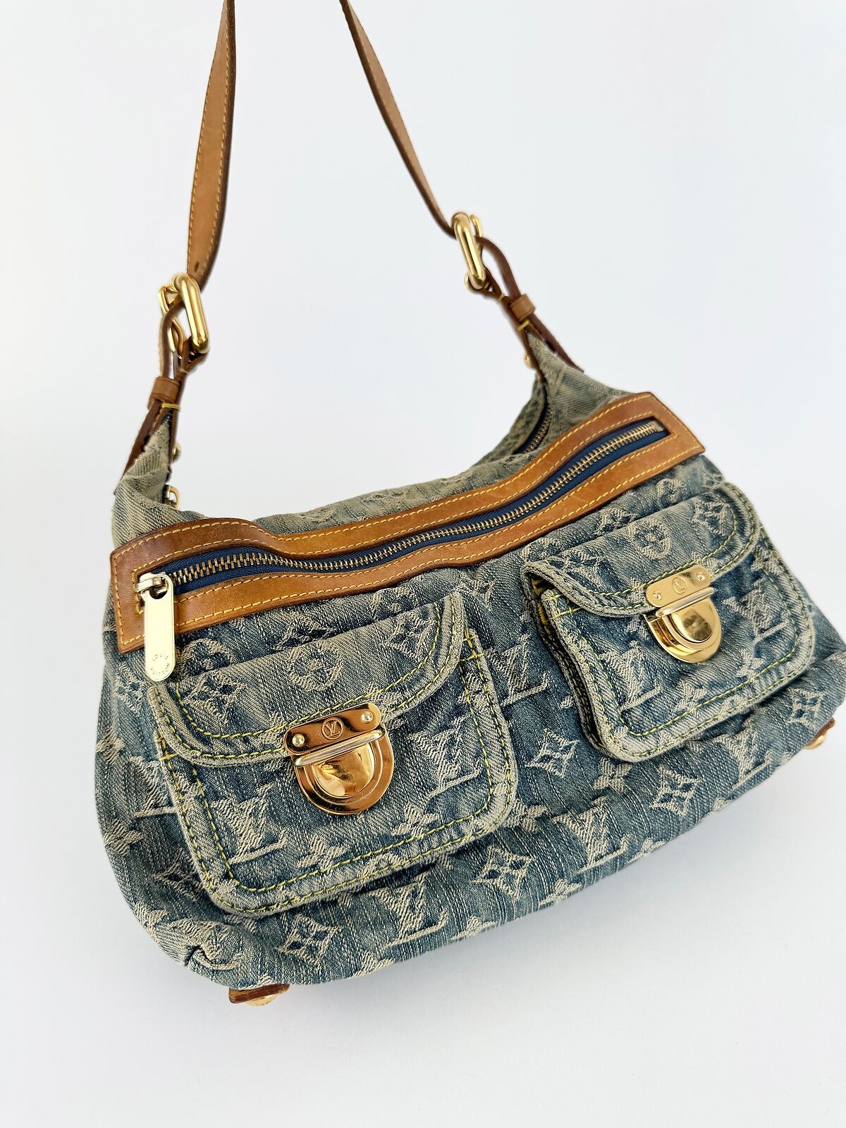 Louis Vuitton Denim Baggy PM shoulder bag