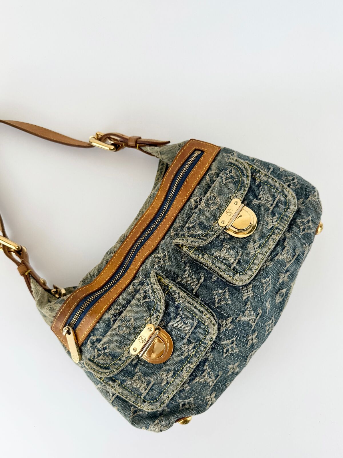 Louis Vuitton Denim Baggy PM shoulder bag