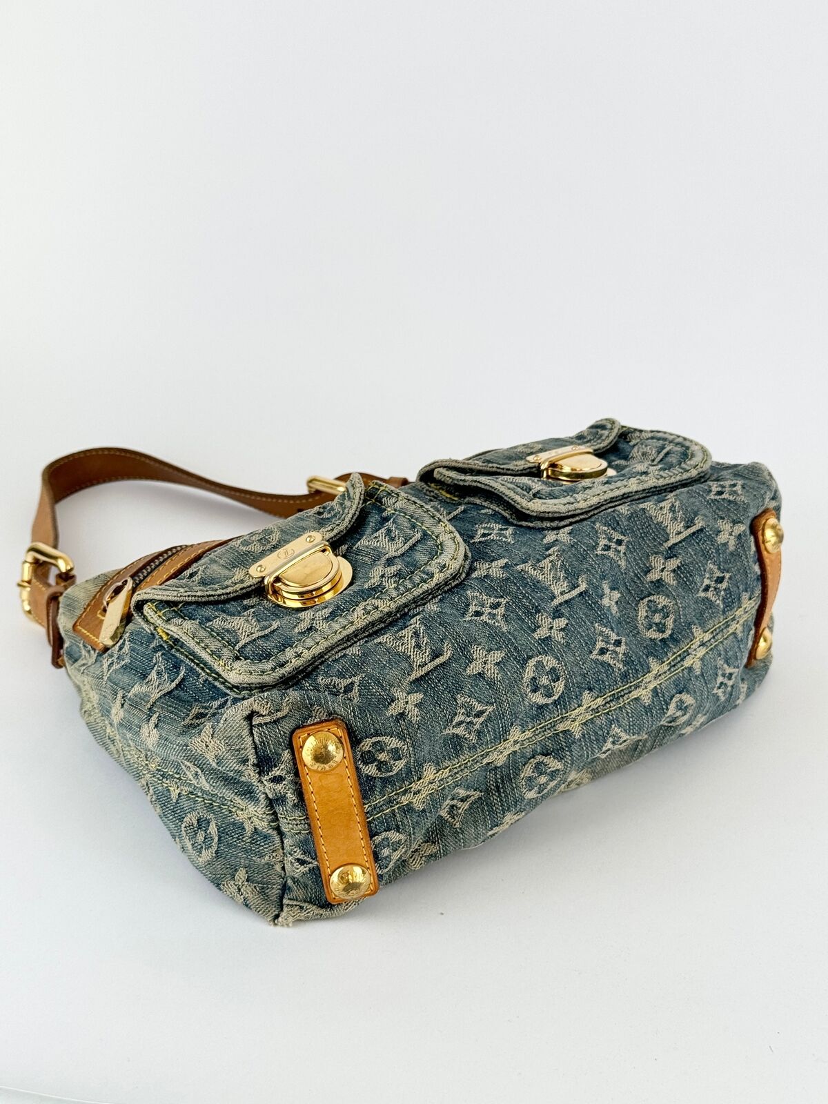 Louis Vuitton Denim Baggy PM shoulder bag