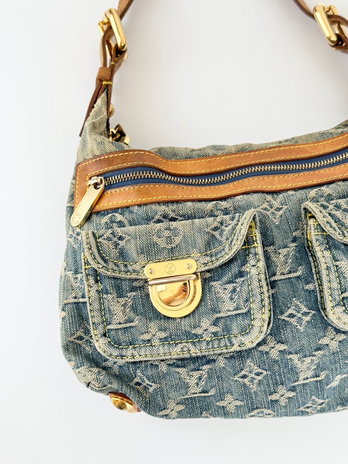 Louis Vuitton Denim Baggy PM shoulder bag
